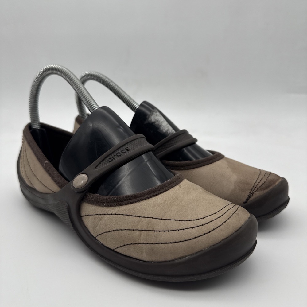 CROCS Mary Jane Flat Ballerina Walking Shoes Womens Sz 6 Espresso Nubuck - Picture 2 of 15